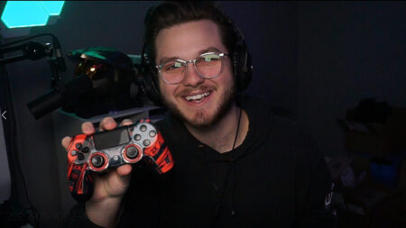 Photo of ZLaner with controller
