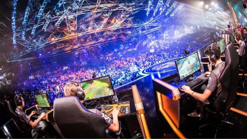 league of legends pro player salary